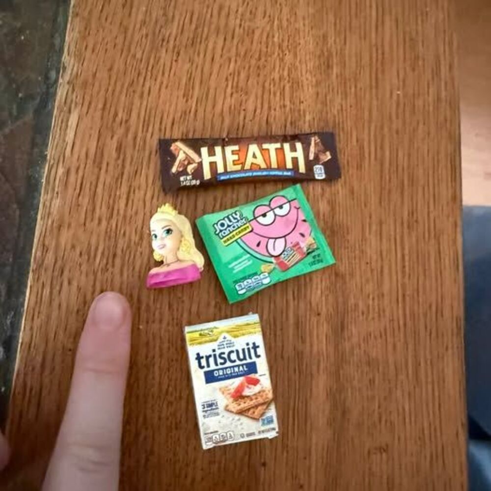 Zuru 5 Surprise Mini Brands Lot - Heath, Jolly Rancher, Triscuit, Aurora
